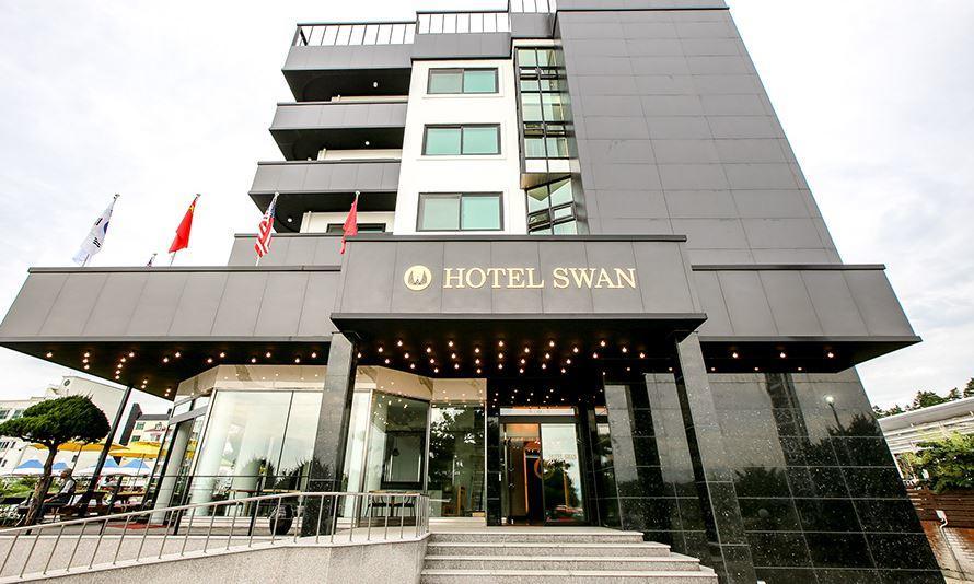 Hotel Swan Gangneung Exteriör bild