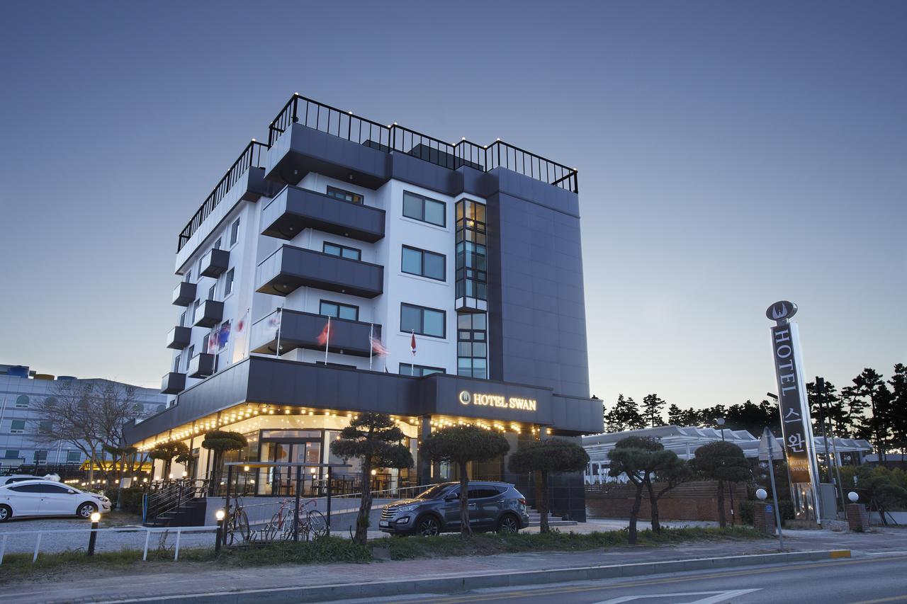Hotel Swan Gangneung Exteriör bild